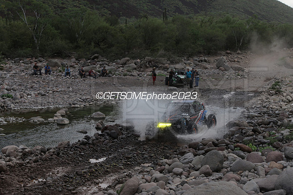 523_111623_B1K_GETSOMEPHOTO_232882
