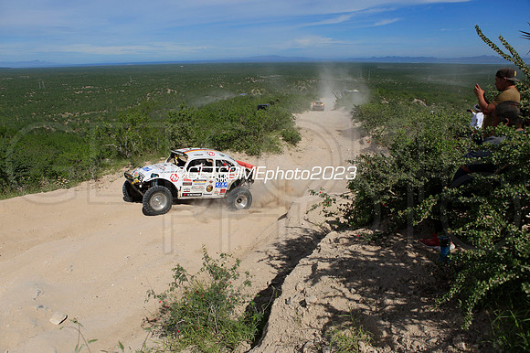 558_111623_Baja1000_GETSOMEPHOTO_050155