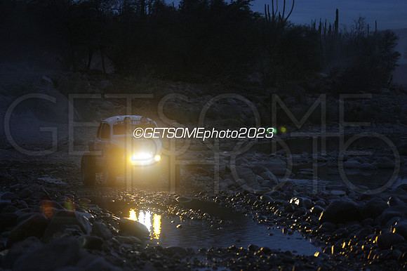 572_111623_B1K_GETSOMEPHOTO_234687
