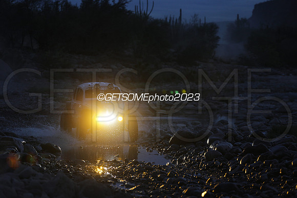 572_111623_B1K_GETSOMEPHOTO_234693