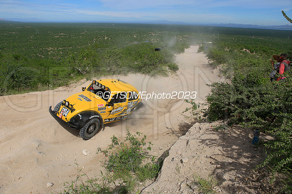 1104_111623_Baja1000_GETSOMEPHOTO_050276