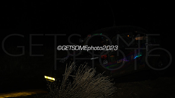 1105_111623_B1K_GETSOMEPHOTO_241302