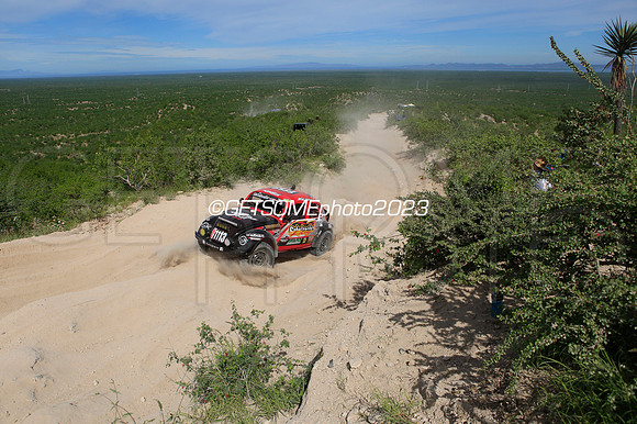 1113_111623_Baja1000_GETSOMEPHOTO_050313
