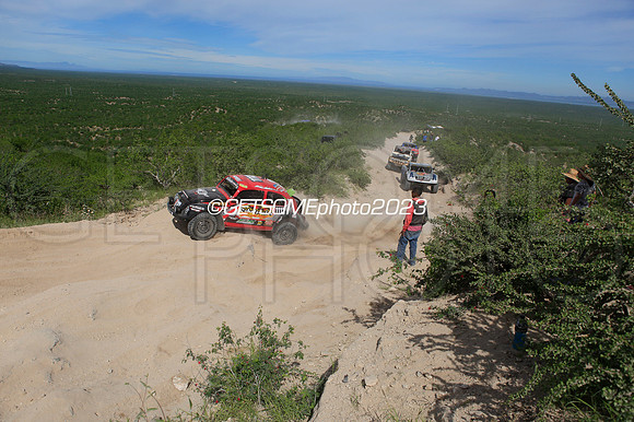 1113_111623_Baja1000_GETSOMEPHOTO_050329