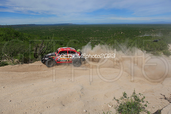 1113_111623_Baja1000_GETSOMEPHOTO_050333