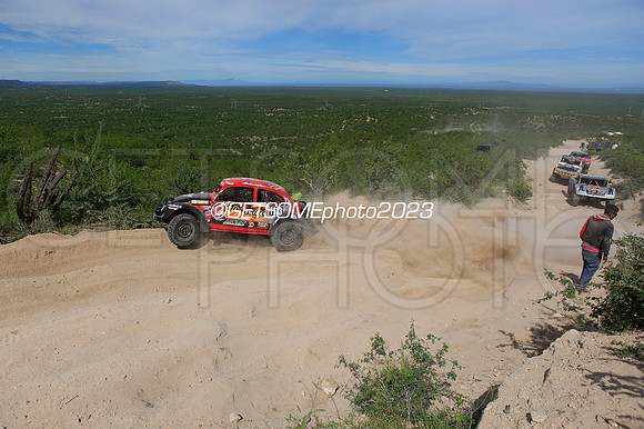 1113_111623_Baja1000_GETSOMEPHOTO_050331