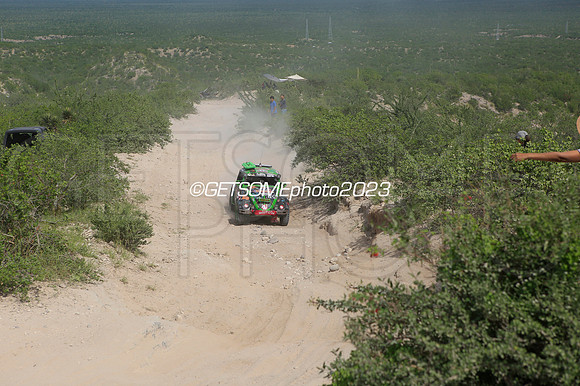 1121_111623_Baja1000_GETSOMEPHOTO_050301