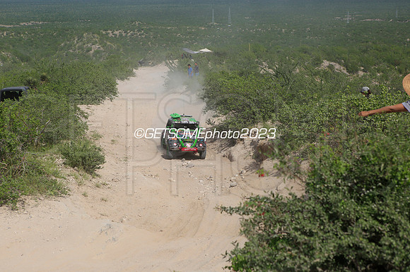 1121_111623_Baja1000_GETSOMEPHOTO_050302