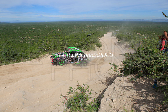 1121_111623_Baja1000_GETSOMEPHOTO_050304