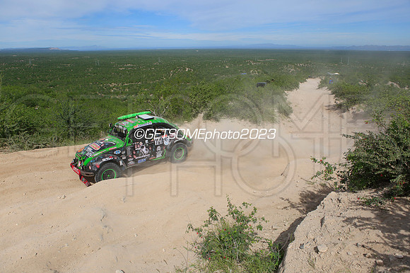 1121_111623_Baja1000_GETSOMEPHOTO_050306