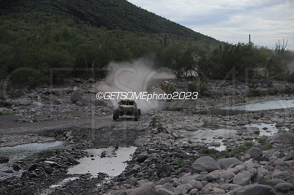 100_111623_B1K_GETSOMEPHOTO_231362