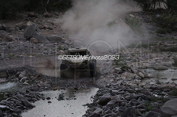 100_111623_B1K_GETSOMEPHOTO_231364