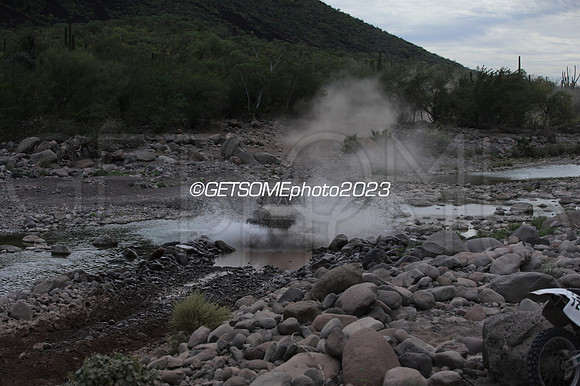 100_111623_B1K_GETSOMEPHOTO_231369