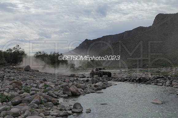 100_111623_B1K_GETSOMEPHOTO_231386
