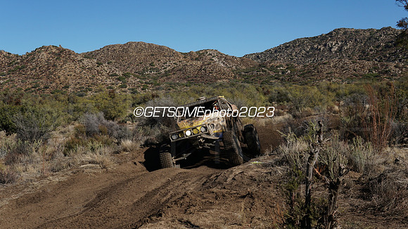 100_111623_B1K_GETSOMEPHOTO_241123