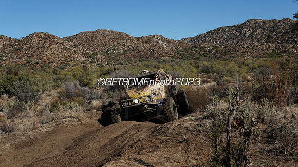 100_111623_B1K_GETSOMEPHOTO_241124