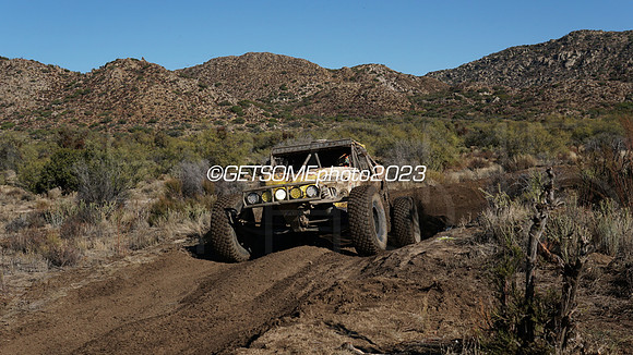 100_111623_B1K_GETSOMEPHOTO_241127