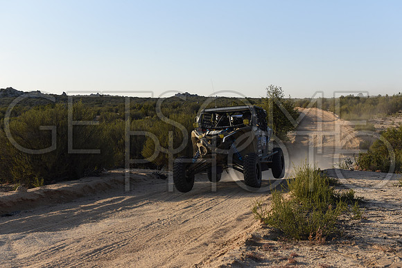 1851_18B1K_getsomephoto_235951