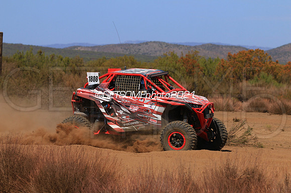 1808_091821_21B400_GETSOMEphoto_030148