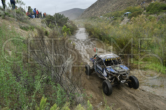 1985_010619_19B500_GetSomePhoto_052452