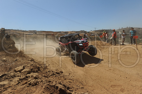 1908_010619_19B400_GetSomePhoto_064515