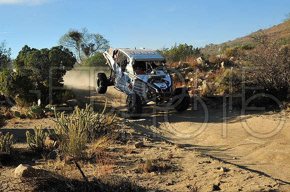 1888_17B1000_getsomephoto_202733