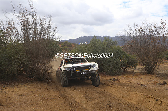 9_111524_BAJA1000_GETSOMEPHOTO_0072654