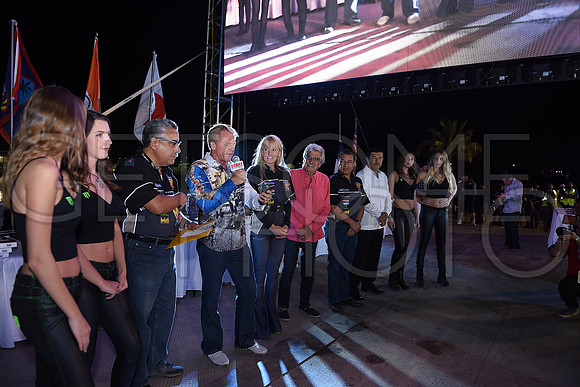 Awards_17B1000_getsomephoto_128945