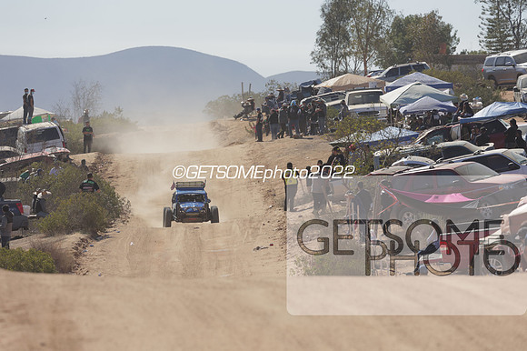 504_111822_B1K_GETSOMEphoto_080836