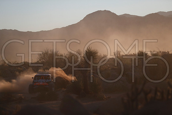 bc1_17B1000_getsomephoto_203796