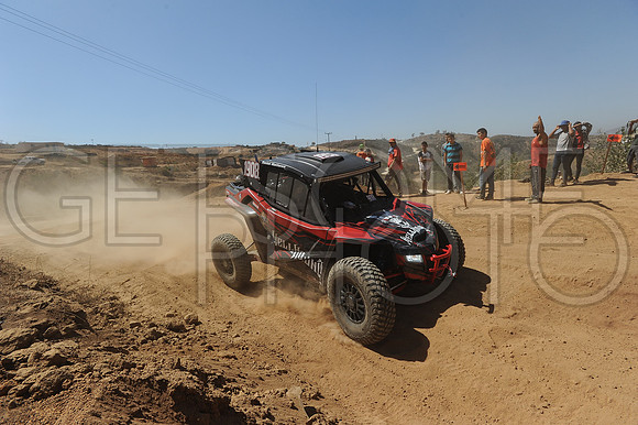 1908_010619_19B400_GetSomePhoto_064517