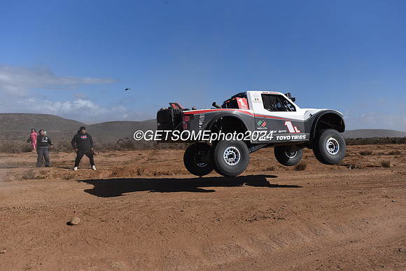 1L_111524_BAJA1000_GETSOMEPHOTO_0073991
