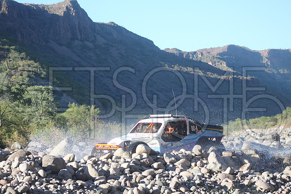 bc4_17B1000_getsomephoto_203817