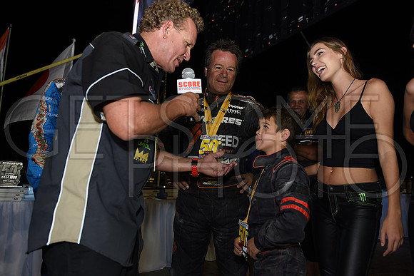 Awards_17B1000_getsomephoto_128922