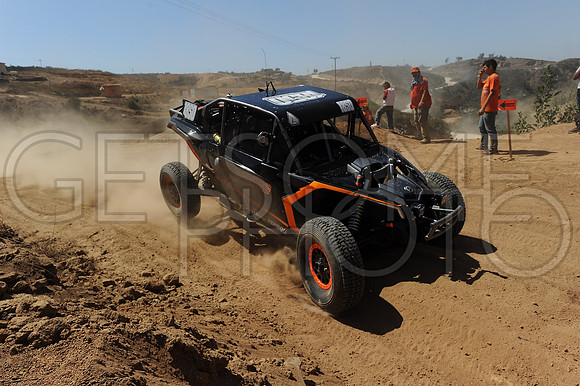 1850_010619_19B400_GetSomePhoto_064544