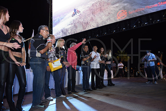 Awards_17B1000_getsomephoto_128938