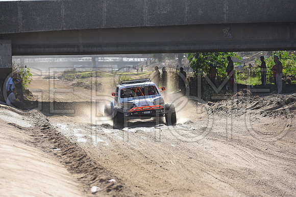 bc4_17B1000_getsomephoto_203937