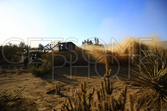 2904_010619_19B400_GetSomePhoto_064293
