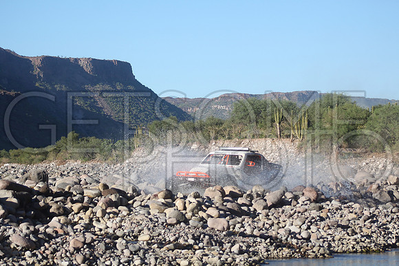 bc4_17B1000_getsomephoto_203815