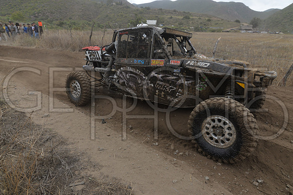 2911_010619_19B500_GetSomePhoto_052169