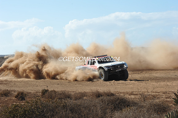 9_111524_BAJA1000_GETSOMEPHOTO_0073098