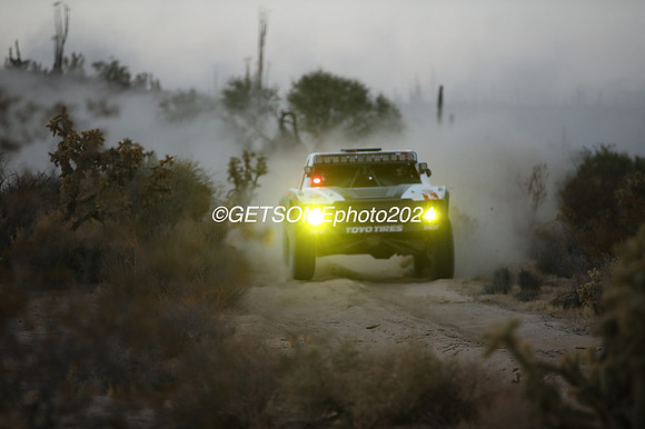 1L_111624_getsomephoto_129798