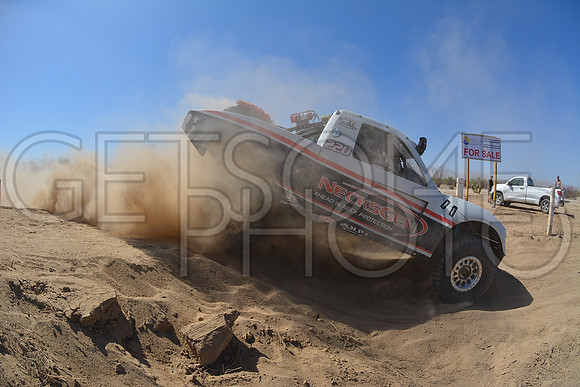 220_16SF250_GETSOMEphoto_66874