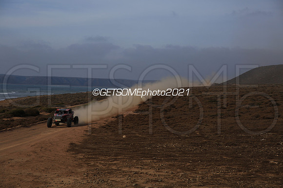 100_111821_21B1K_GETSOMEphoto_2128