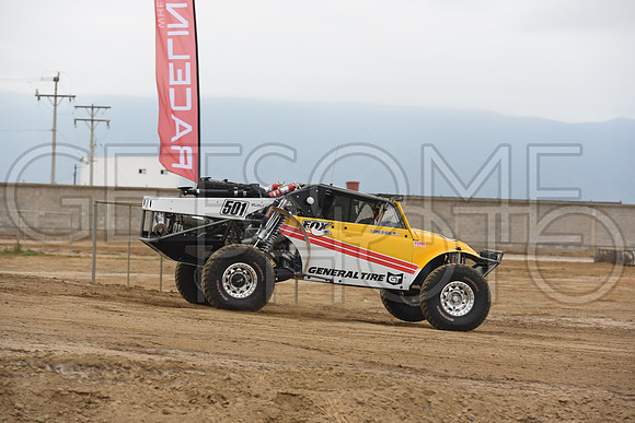 501_010619_19B500_GetSomePhoto_052592