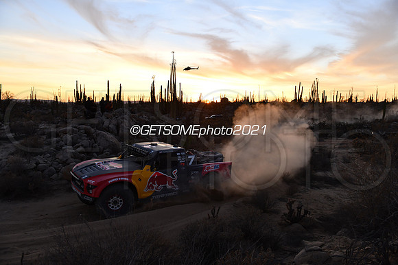 7_111821_21B1K_GETSOMEphoto_1853