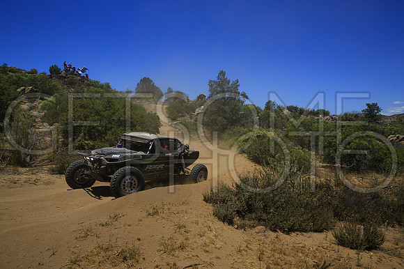 2912_010619_19B500_GetSomePhoto_052030