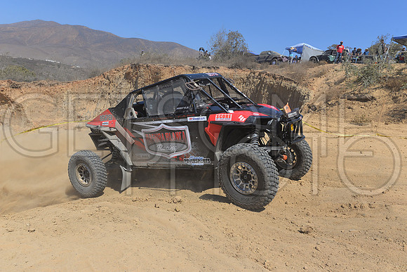 1978_010619_19B400_GetSomePhoto_064402