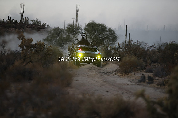 1L_111624_getsomephoto_129783