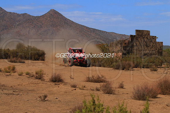 1808_091821_21B400_GETSOMEphoto_030145